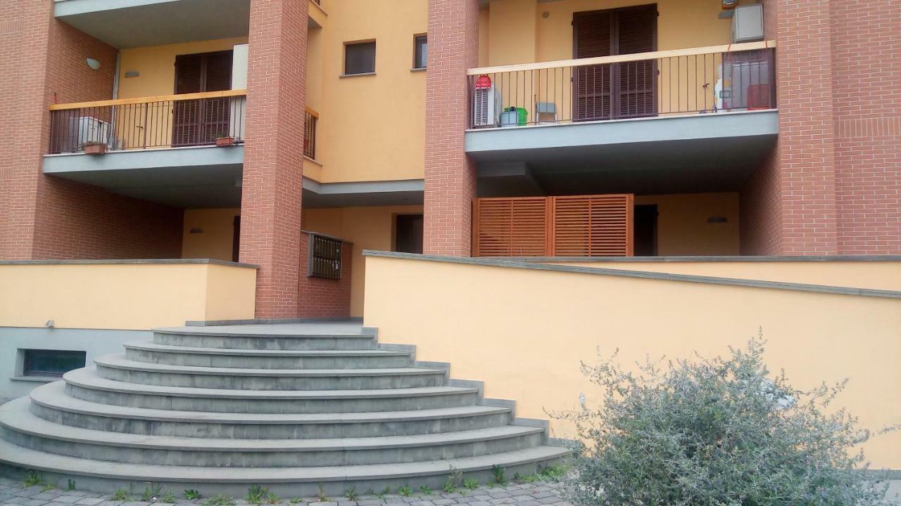 Appartamento Comodo Pisa Exterior foto